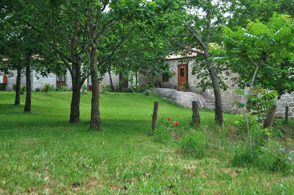 Casas Vale Martinho Bed & Breakfast ซางตากงบาเดา ภายนอก รูปภาพ
